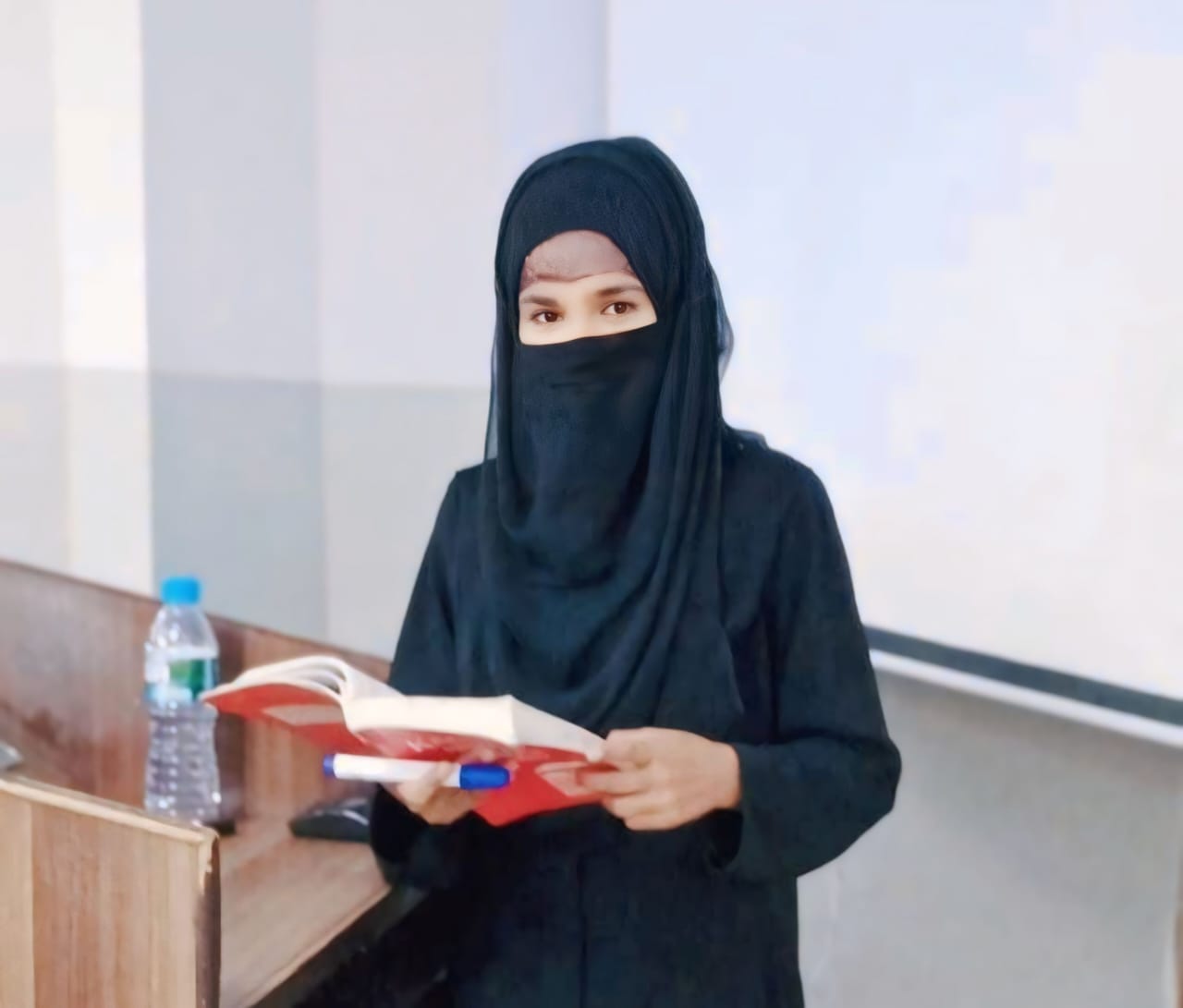 MAHREEN AKHTAR